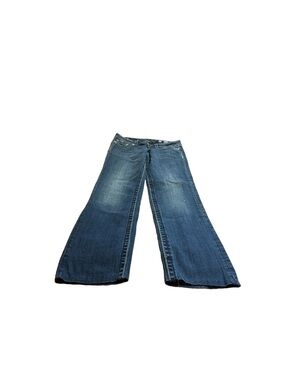 Miss Me Women’s Medium Wash Skinny Jeans! Size 32 36x30
